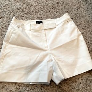 White House Black Market dress shorts size 10